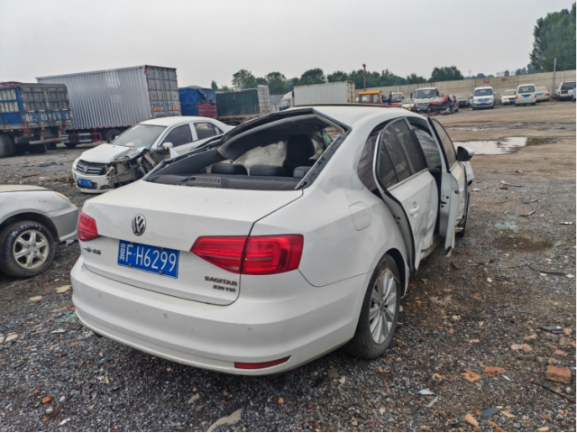 大众速腾速腾 2015款 230TSI 手动舒适型