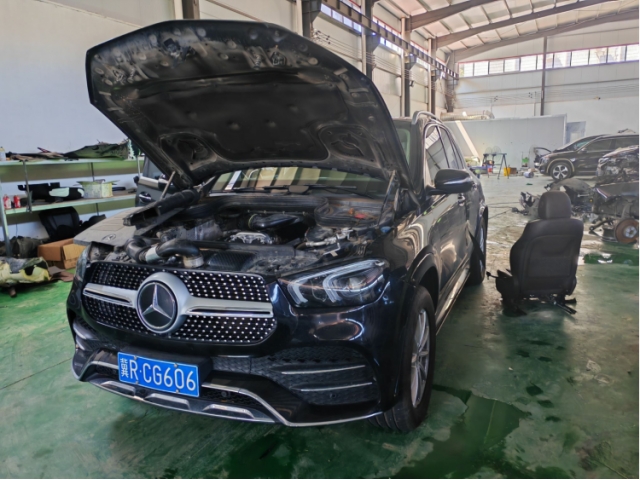 奔驰奔驰GLE奔驰GLE 2020款 GLE 350 4MATIC 动感型特别版