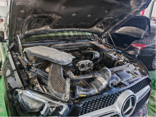 奔驰奔驰GLE奔驰GLE 2020款 GLE 350 4MATIC 动感型特别版