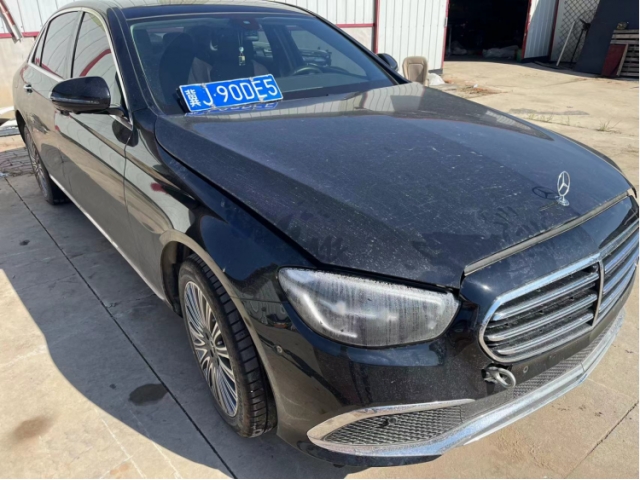 奔驰奔驰E级奔驰E级 2016款 E 300 L 豪华型