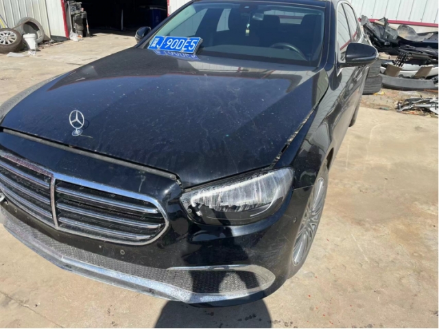 奔驰奔驰E级奔驰E级 2016款 E 300 L 豪华型