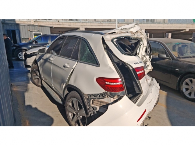 奔驰奔驰GLC奔驰GLC 2017款 GLC 300 4MATIC 动感型