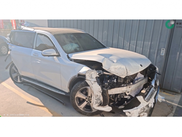 奔驰奔驰GLC奔驰GLC 2017款 GLC 300 4MATIC 动感型