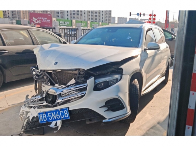 奔驰奔驰GLC奔驰GLC 2017款 GLC 300 4MATIC 动感型