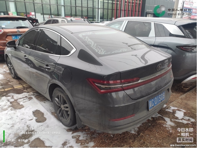 比亚迪秦