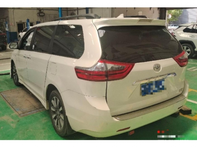 丰田Sienna