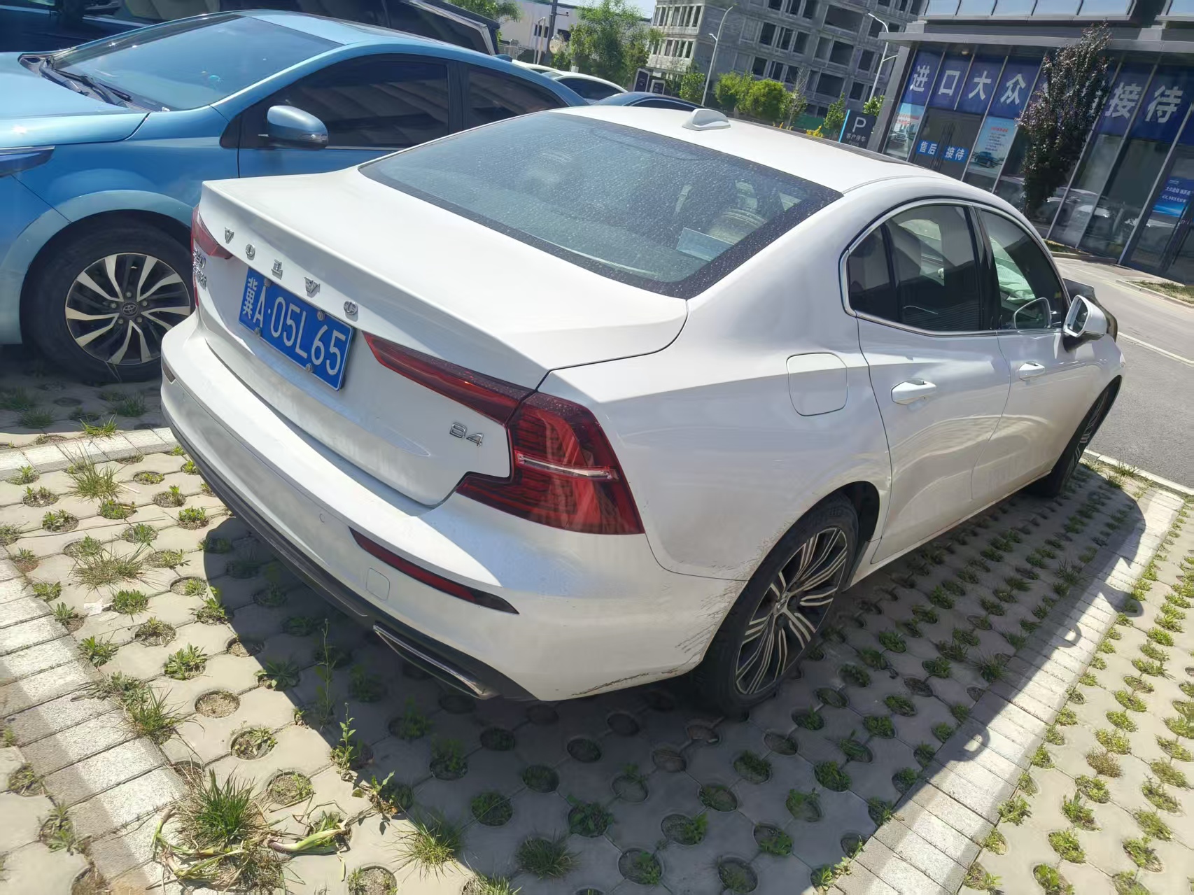 S60