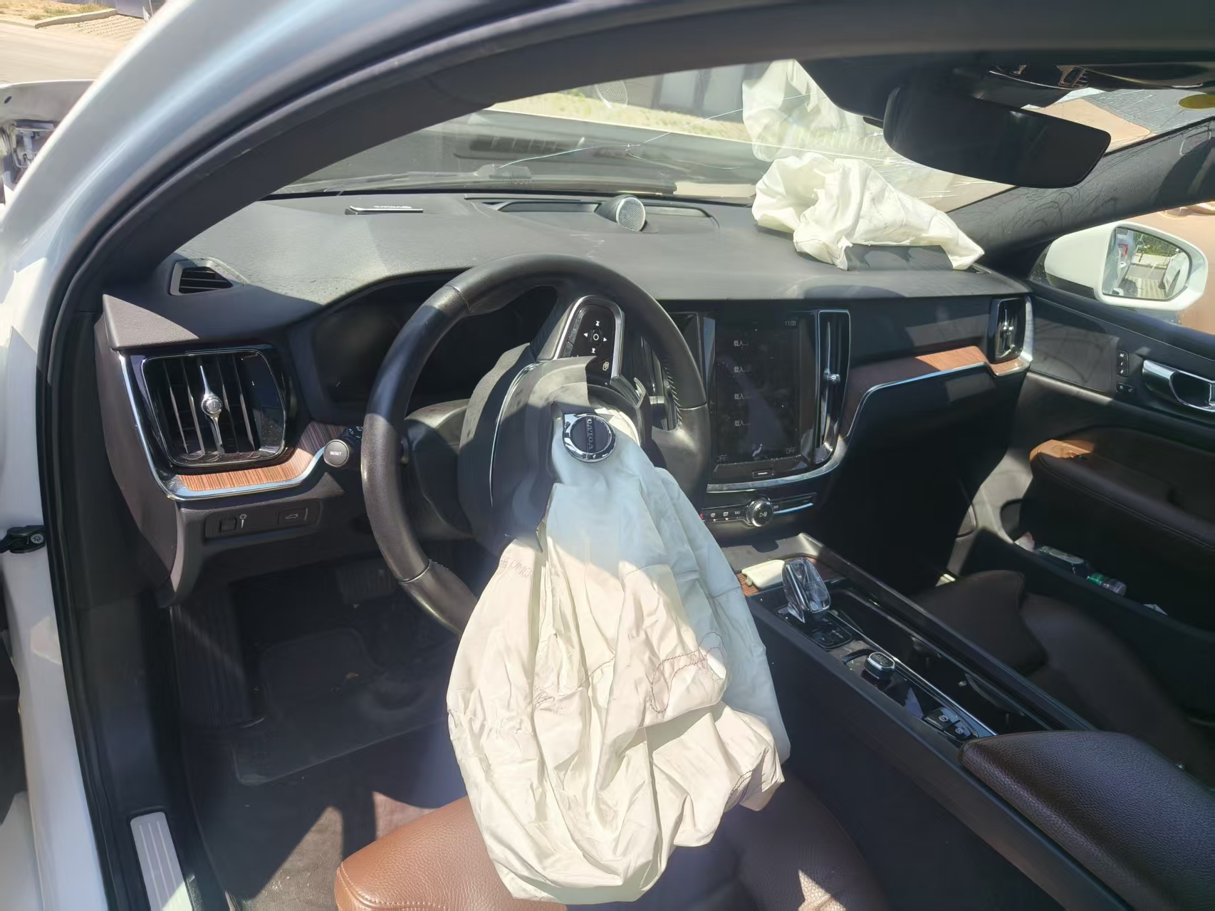 S60