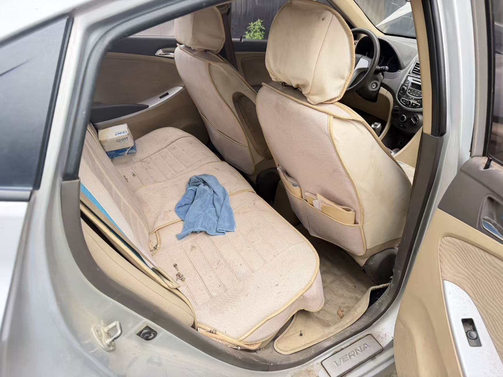 瑞纳